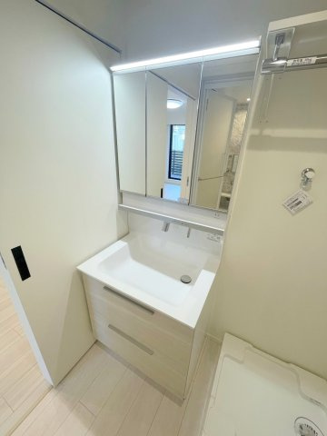 シャンテイル幡ヶ谷の洗面所