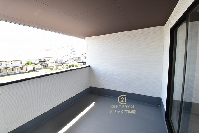 TERRACE　ひたちなか市稲田　1期 　限定1棟！のバルコニー|広いバルコニーです。気分転換に出るだけでも、晴れた日にお洗濯物やお布団を一気に干すのも気持ちがいい♪
