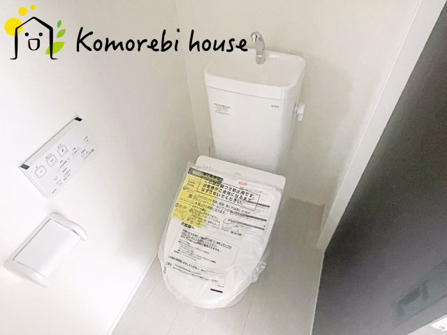 伊奈町栄　5期　新築一戸建て　グラファーレ　06のトイレ|コンパクトで使いやすいトイレです