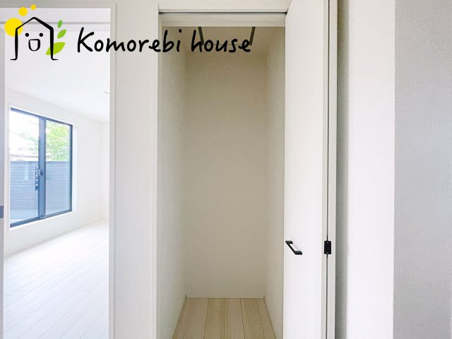 伊奈町栄　5期　新築一戸建て　グラファーレ　06の収納|こまごまとしたものを収納できそうですね