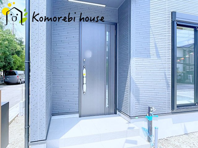 伊奈町栄　5期　新築一戸建て　グラファーレ　06の玄関|シンプルで使いやすい玄関です