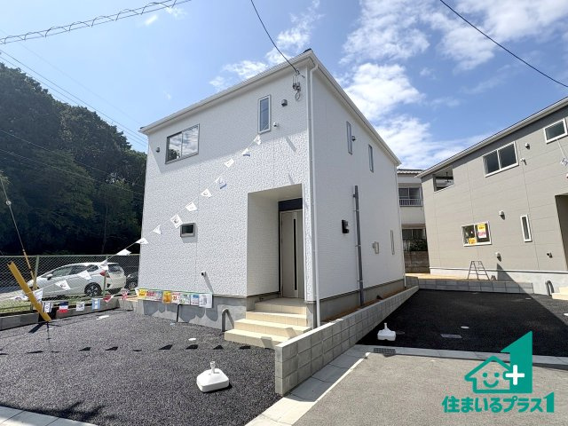 ●26(土)27(日)現地説明会！　大和郡山市箕山町　全4邸　の外観|安心の10年保証！外観を美しく保ち、雨水で汚れを落とします！気になることがありましたら、お気軽にお問い合わせください！