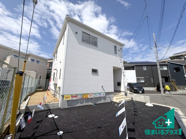 ●26(土)27(日)現地説明会！　大和郡山市箕山町　全4邸　の外観|安心の10年保証！外観を美しく保ち、雨水で汚れを落とします！気になることがありましたら、お気軽にお問い合わせください！