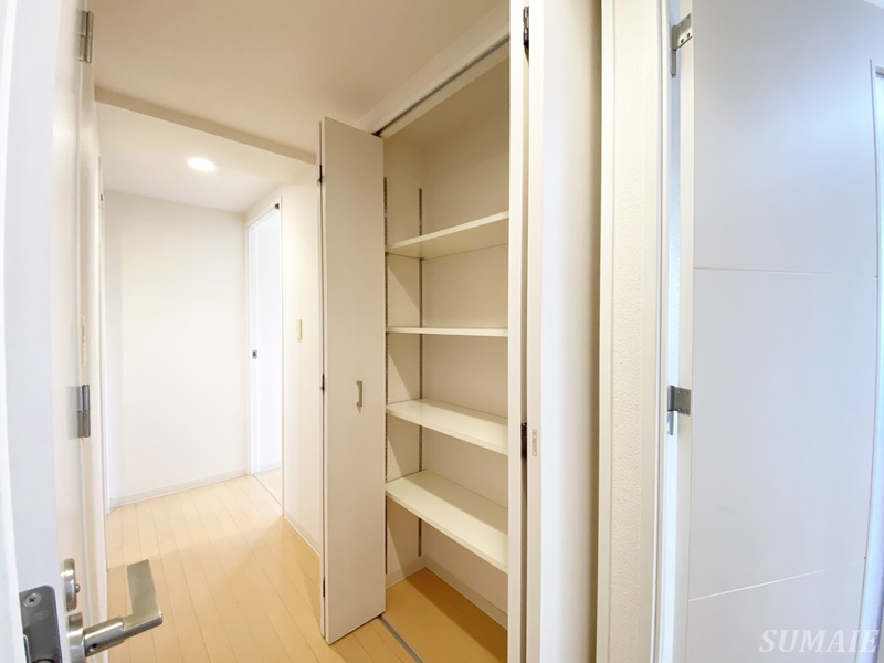 パークアクシス滝野川の収納|廊下の収納です☆