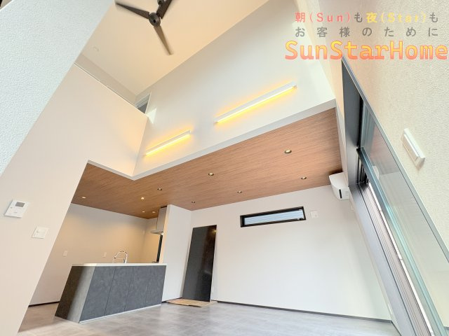【サンスターホーム現地販売物件】あきる野市野辺　新築戸建１邸の玄関