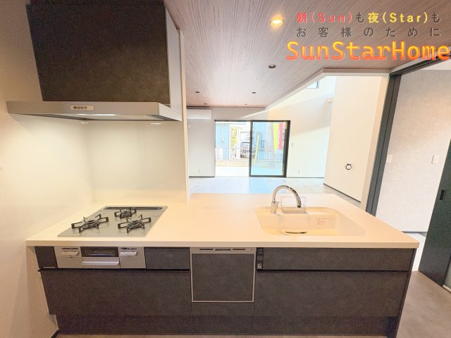 【サンスターホーム現地販売物件】あきる野市野辺　新築戸建１邸のキッチン