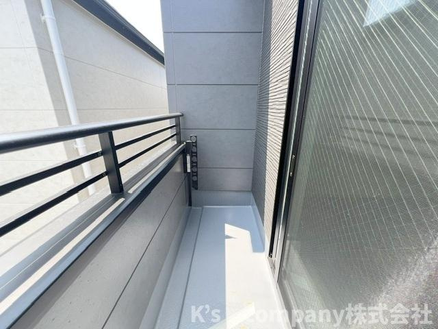 茅ヶ崎市南湖4丁目　新築戸建　2号棟のバルコニー|日当たりの良いバルコニー☆