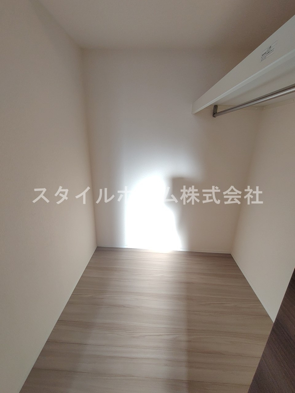 ヴェルドミール・ドゥエの寝室|同建物内別部屋の写真です。