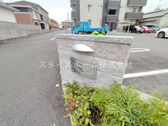 ヴェルドミール・ドゥエの駐車場