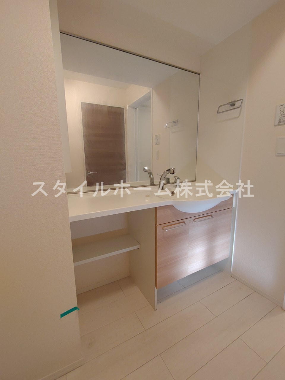 ヴェルドミール・ドゥエの洗面所|同建物内別部屋の写真です。