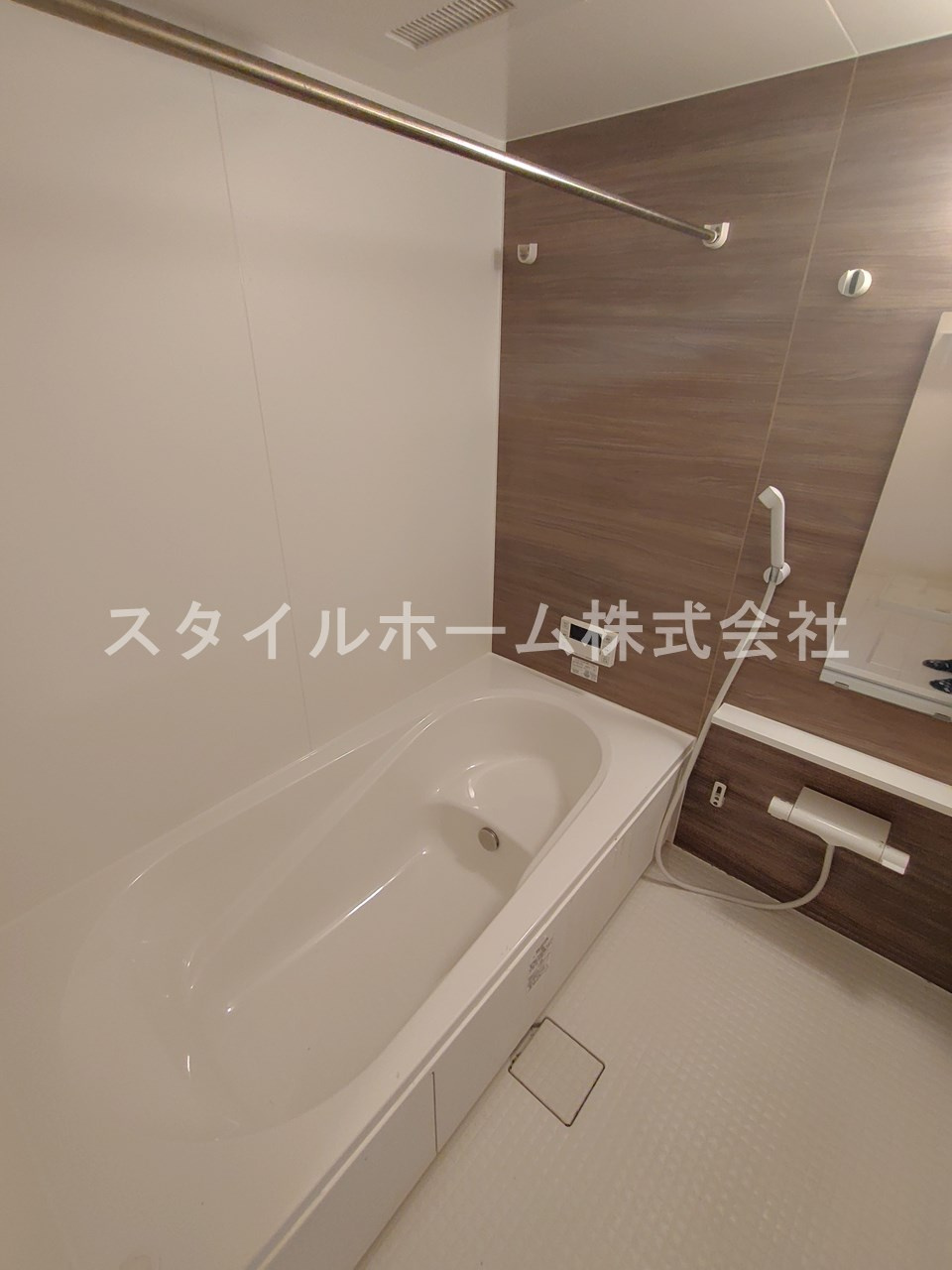 ヴェルドミール・ドゥエの浴室|同建物内別部屋の写真です。