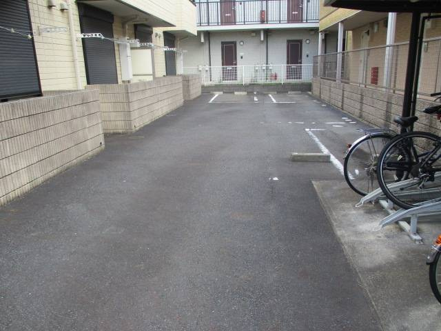矢切クルーズの駐車場