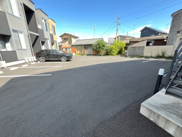 バンディエラⅡの駐車場