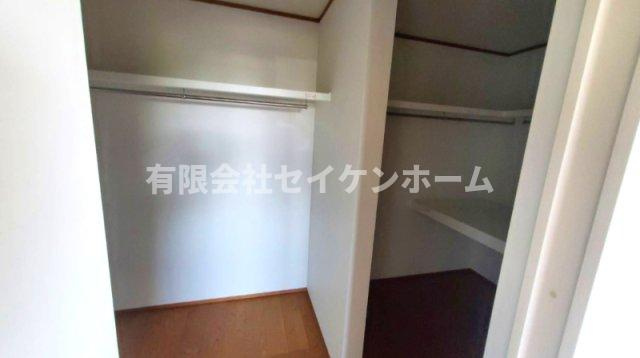 熊谷市上之中古住宅（土地２８４坪超）の収納
