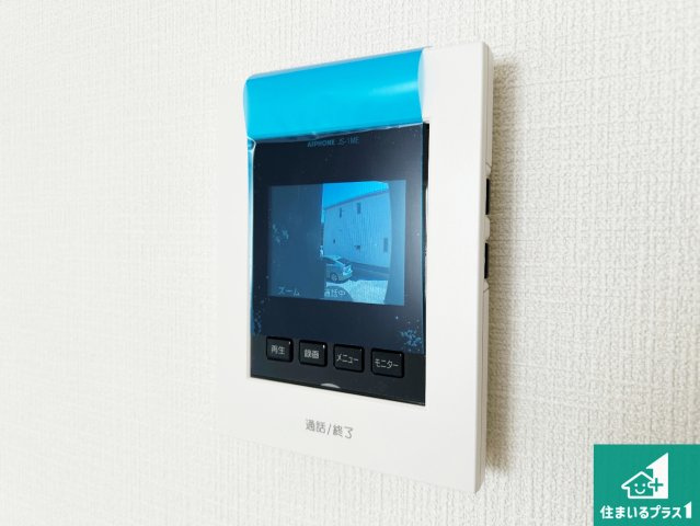●大和郡山市箕山町　第2期　新築一戸建ての防犯設備|カラーモニターインターホン！声だけでなく来訪者の姿や顔がモニターで確認できるので、小さなお子様がいらっしゃるご家庭でも安心できます！