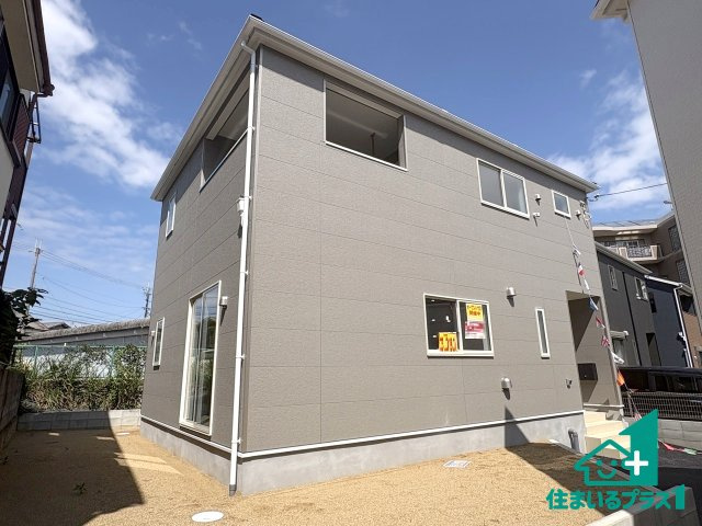 ●大和郡山市箕山町　第2期　新築一戸建ての外観|安心の10年保証！外観を美しく保ち、雨水で汚れを落とします！気になることがありましたら、お気軽にお問い合わせください！
