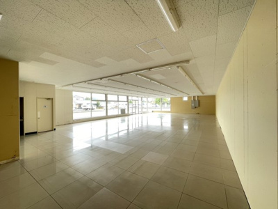 【ロビー】 | 岩松町貸店舗事務所