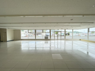 【ロビー】 | 岩松町貸店舗事務所