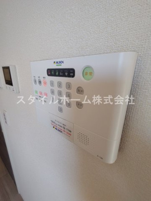 【セキュリティ】 | ヴェルドミール・ドゥエ | 同建物内別部屋の写真です。