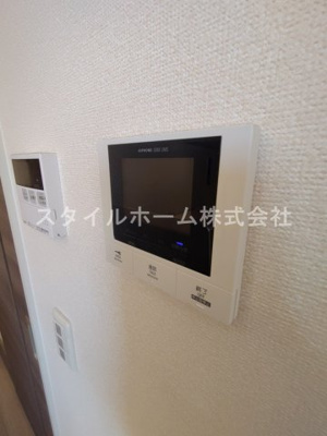 【セキュリティ】 | ヴェルドミール・ドゥエ | 同建物内別部屋の写真です。