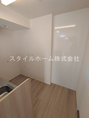 【内装】 | ヴェルドミール・ドゥエ | 同建物内別部屋の写真です。
