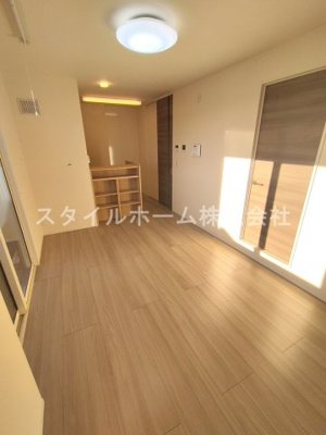 【居間・リビング】 | ヴェルドミール・ドゥエ | 同建物内別部屋の写真です。