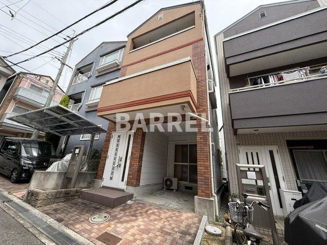 豊中市春日町3丁目貸家