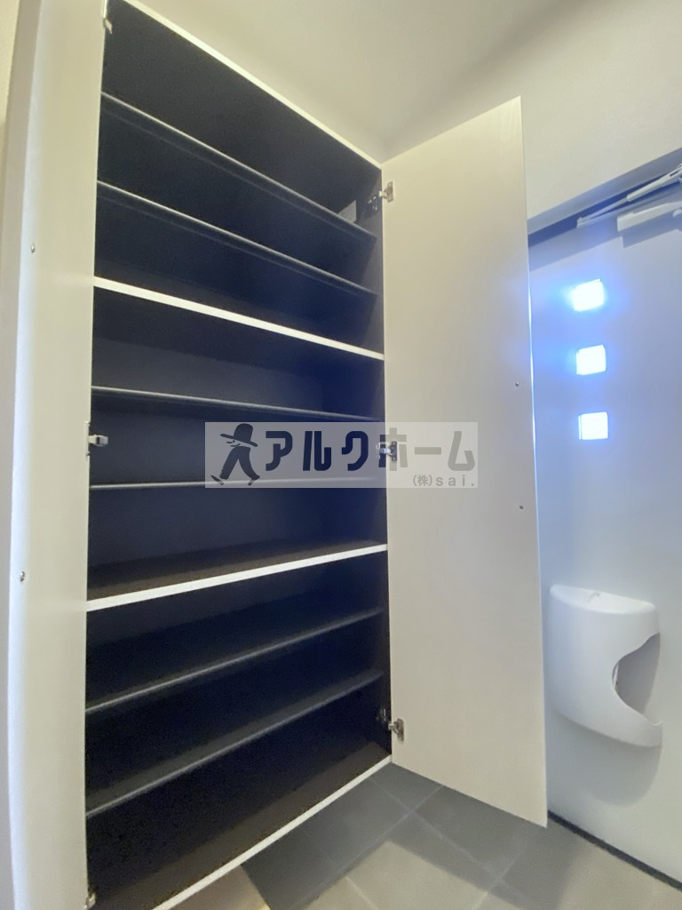 カルムメゾンの玄関