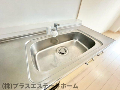 【キッチン】 | メゾンドール湊川