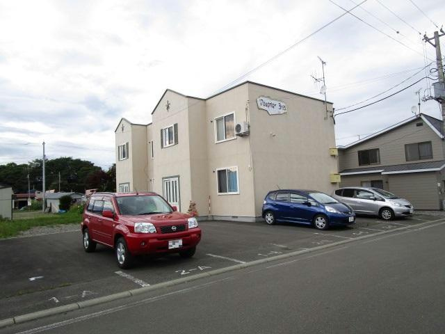 プードリエボアの駐車場