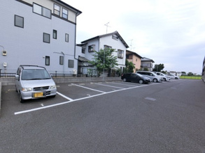 【駐車場】 | レオネクストコスモエステート　B　