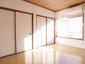 【居間・リビング】 | ハイム桃園 | 洋室のお部屋です。