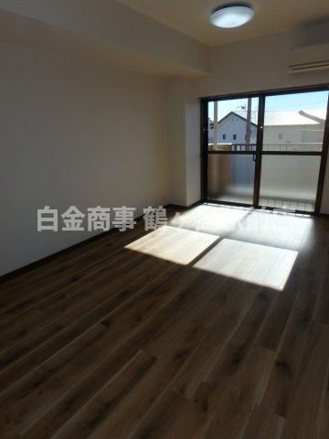 ダイアパレス坂戸の洋室