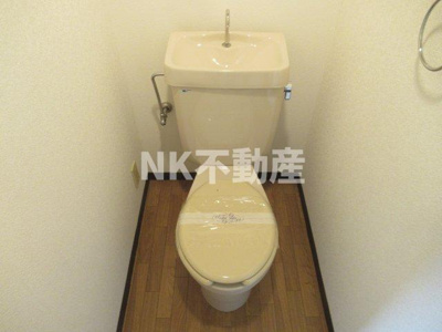 【トイレ】 | サンシャイン八戸ノ里（八戸ノ里賃貸） | シンプルで使いやすいトイレです