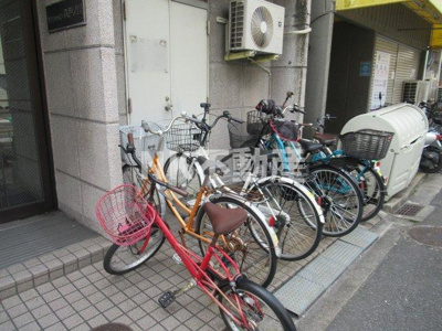 【その他共用部分】 | サンシャイン八戸ノ里（八戸ノ里賃貸） | 駐輪スペースです