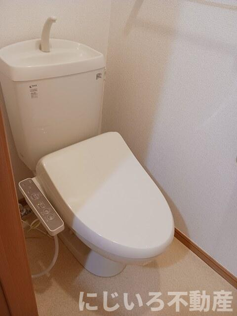 メゾンドシュウのトイレ