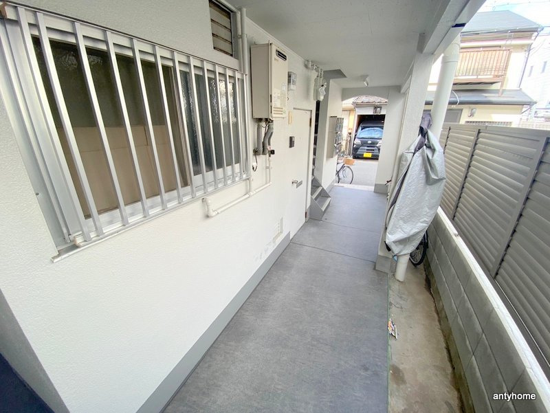 若葉マンション　仲介手数料無料のロビー