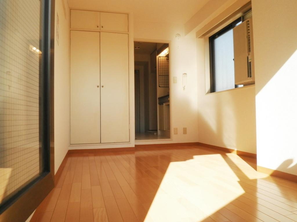 パールマンション白山の居間・リビング