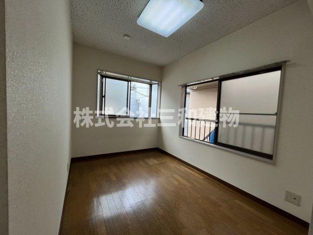 メゾンド白ゆりの居間・リビング