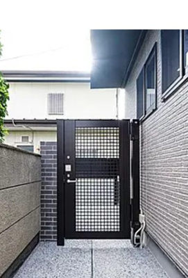 【エントランス】 | SiestaVilla武蔵小金井ＢrickHaus