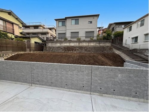 笹野台新築戸建　長期優良住宅　駐車２台可能の外観