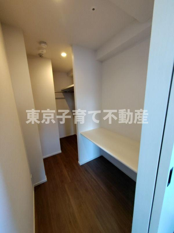 ラティエラ秋葉原の収納