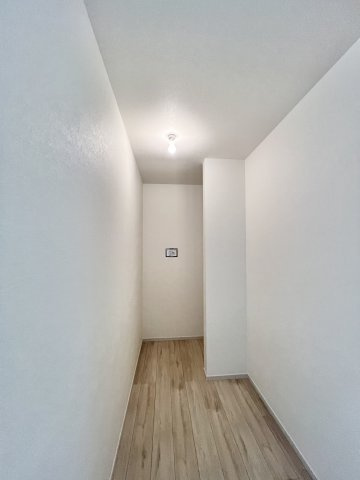 磐田市 川袋 1期の収納|約2帖のウォークインクローゼットには沢山の物が収納できます！