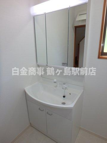 坂戸市柳町中古戸建の独立洗面台
