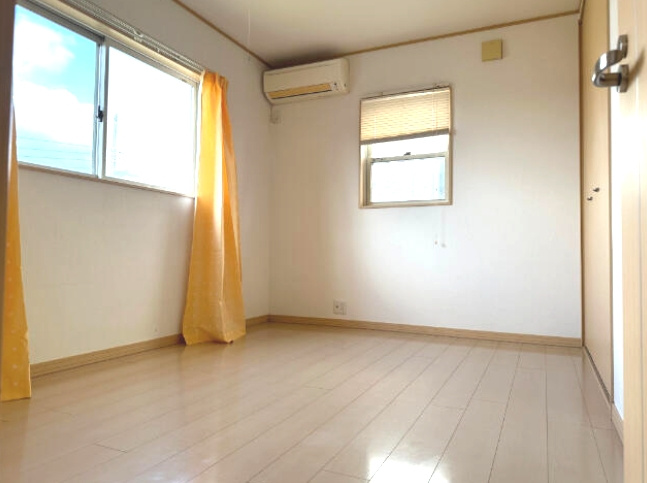 山武市成東　中古戸建の洋室|平成19年6月築３LDKリビング約20帖 カウンターキッチン駐車2台可能　富士見台分譲地内
