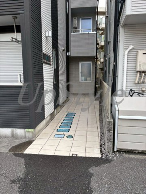 【エントランス】 | エヌエスゲート青井ファーストステージ