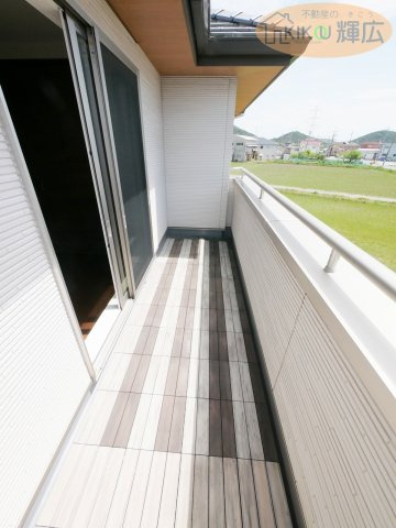 【バルコニー】 | 加古川市東神吉町神吉　中古戸建