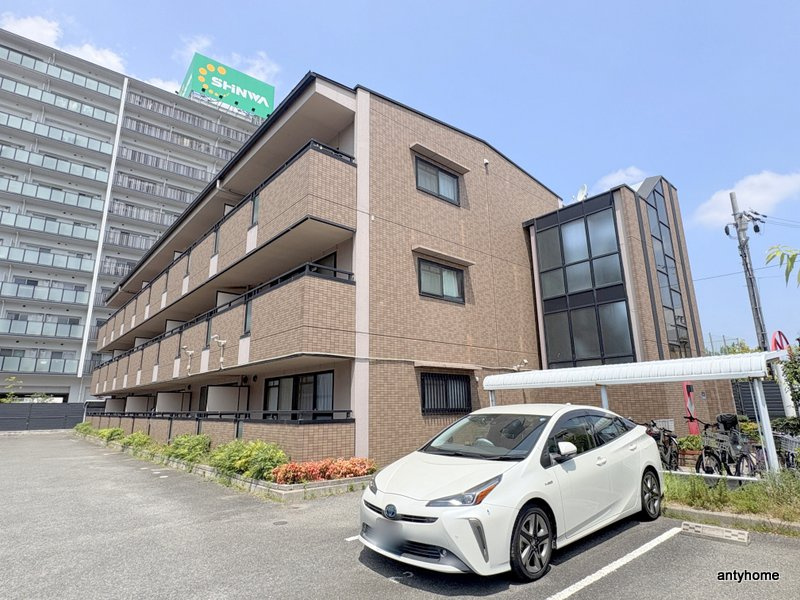 コンフォール　仲介手数料無料の外観