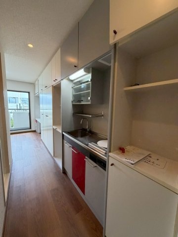 枚方市長尾谷町１丁目の賃貸マンションの内装