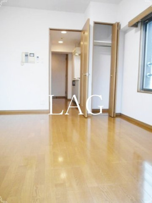 【居間・リビング】 | パークウェル浅草 | 洋室のお部屋です。
